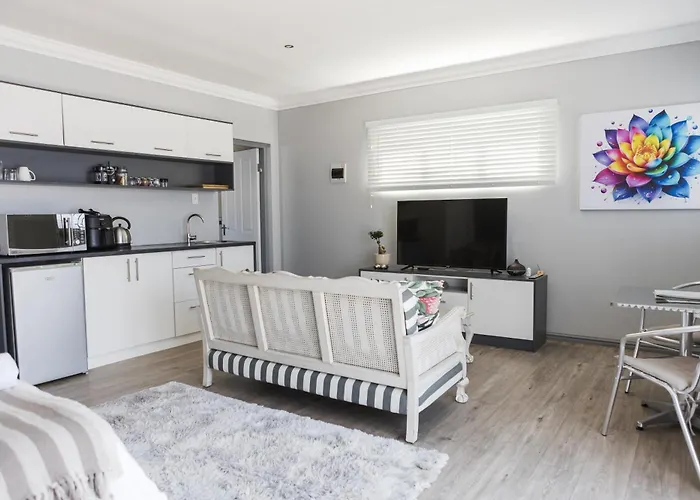 Namaste Spacious Studio Apartment